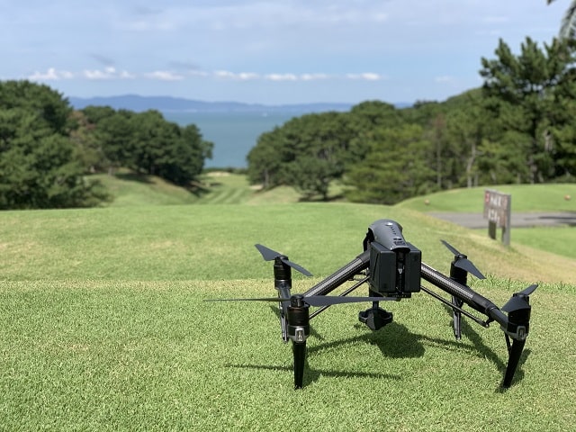 【東京都】ピースリー本舗は映像制作・撮影技術にドローンを活用！